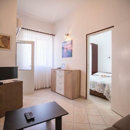 Apartment Rosy Pula Ngoại thất bức ảnh