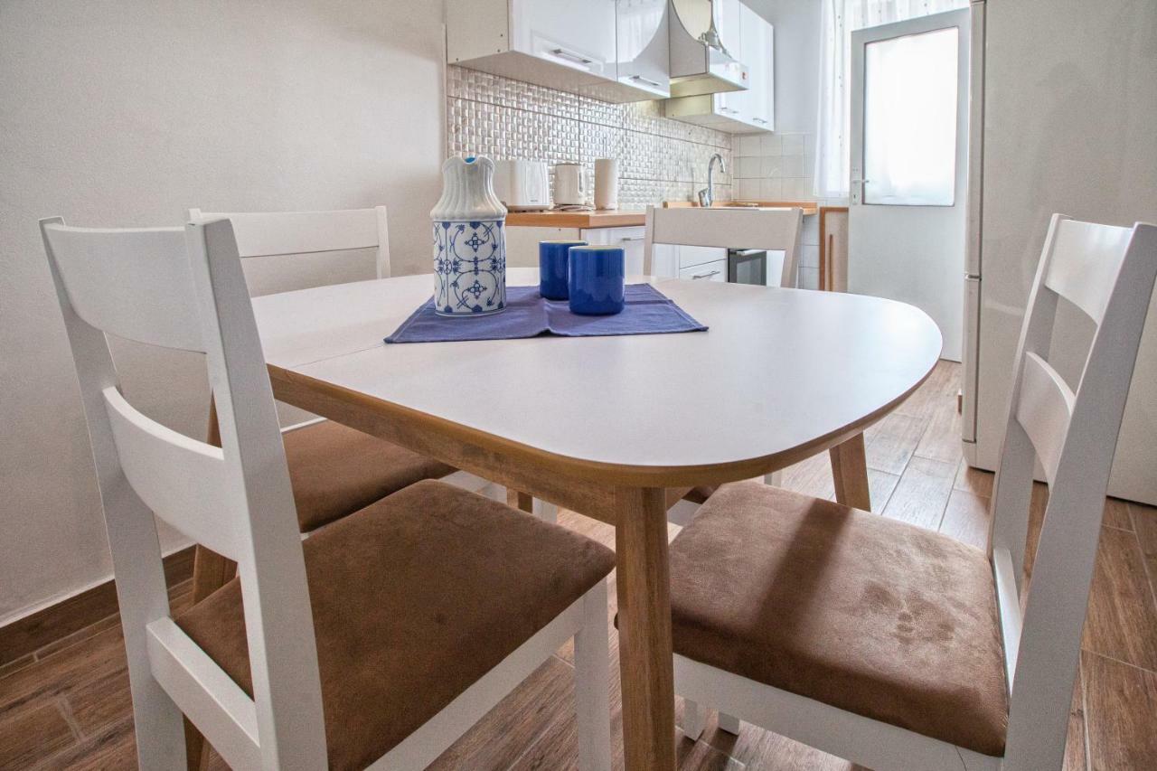 Apartment Rosy Pula Ngoại thất bức ảnh