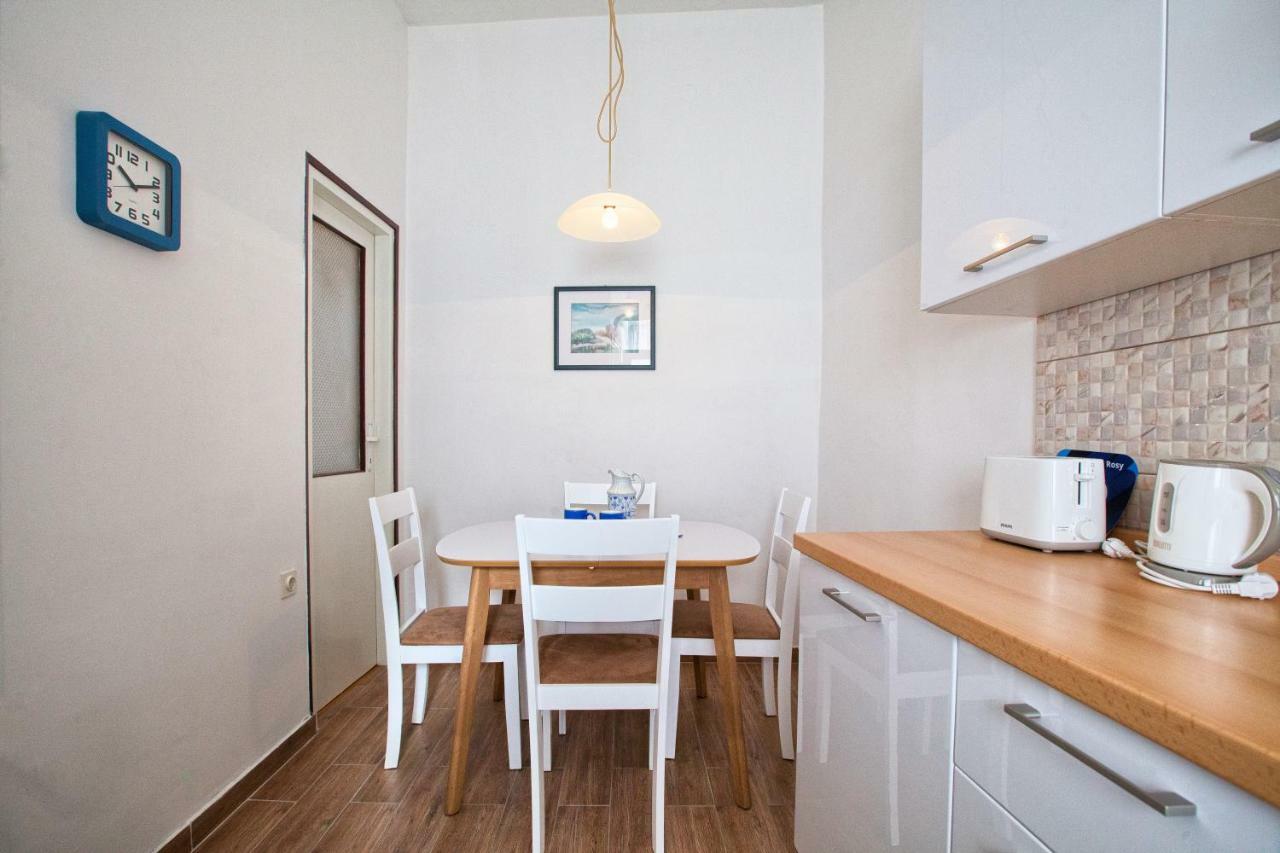 Apartment Rosy Pula Ngoại thất bức ảnh